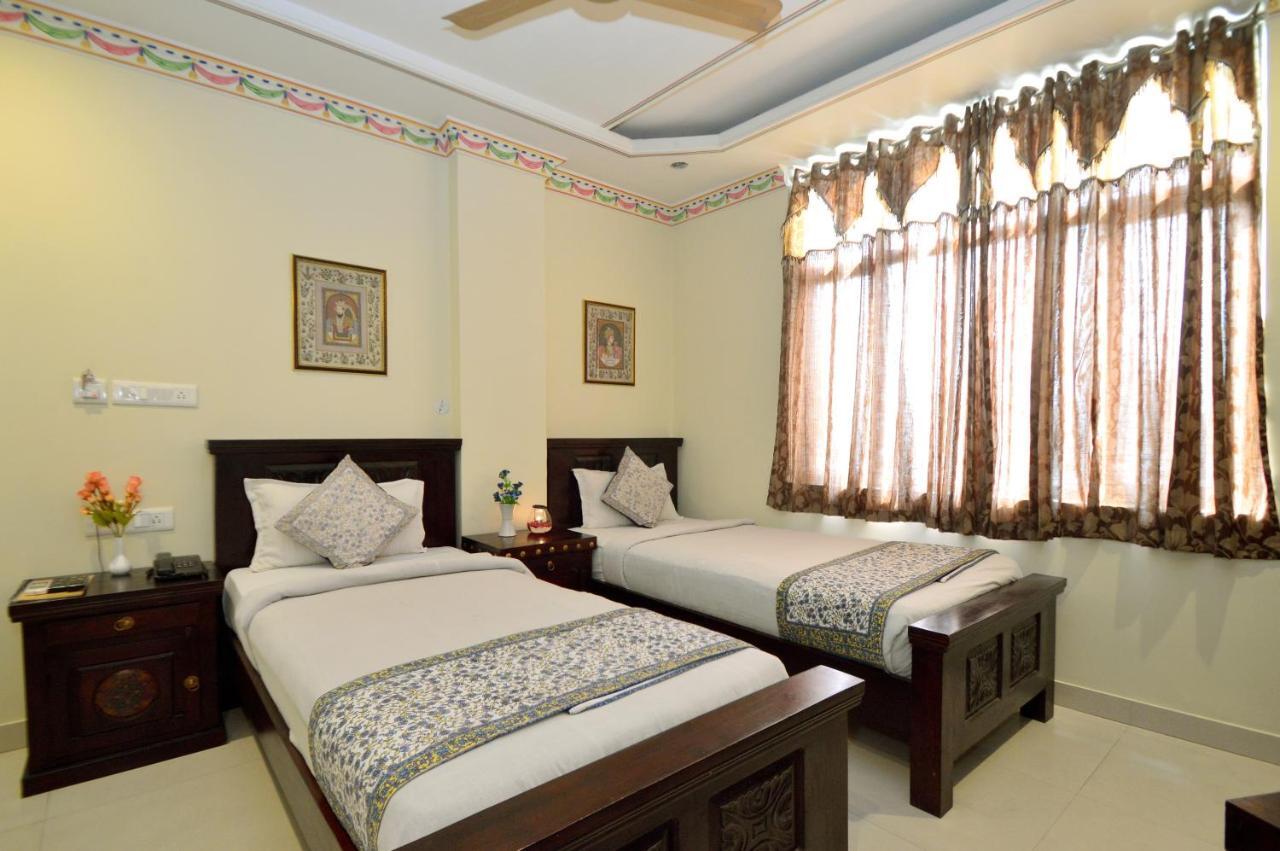 Hotel Surya Garh Jaipur Extérieur photo